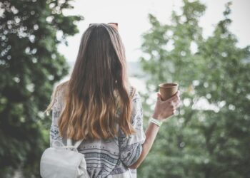 Genießen Sie ein luxuriöses Kaffeeerlebnis mit Kaffeesahne und Bio-Bohnen
