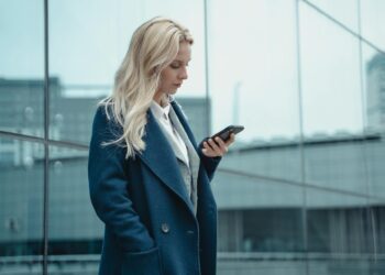 Vergleichen Sie günstige Mobilfunktarife mit unbegrenzten Anrufen und Datenoptionen