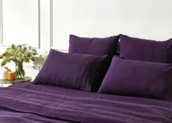 Transform Your Bedroom with Luxurious Linen Sheets from Bistara Linen