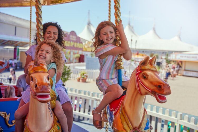 Family Savings, Bigger Smiles: Day Out With The Kids and VIP Pass membership discounts for UK days out