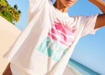 Everyday Comfort Meets Coastal Style: ROXY T-Shirts & Tops
