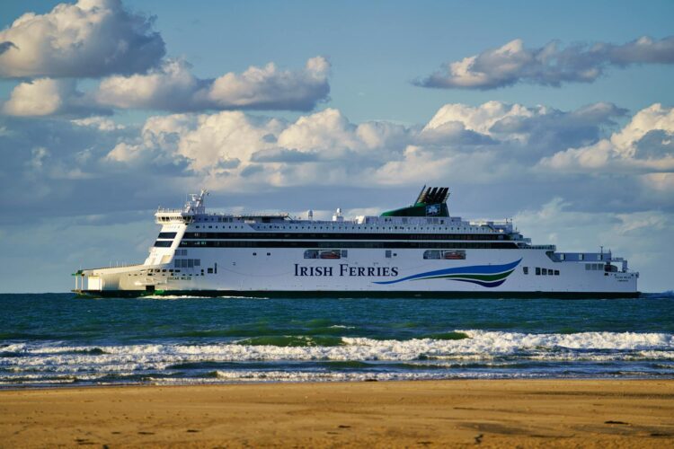 Modern Onboard Amenities For A Relaxing Voyage Across The Ocean