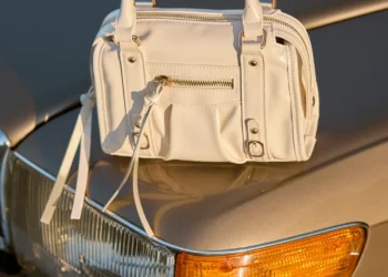 STRADIVARIUS táskák: stílusos kiegészítők a mindennapi magabiztossághoz
