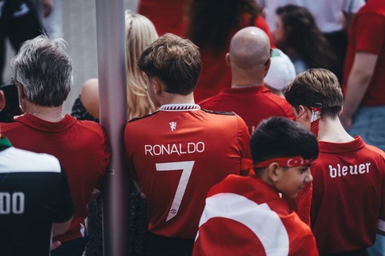 Find Your Perfect Ronaldo Jersey And Celebrate Football Greatness