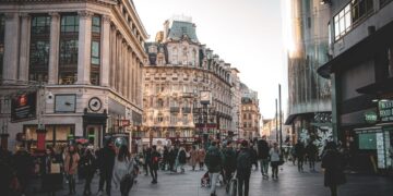 Plan Your Next Relaxing British Coastal Getaway With Coach Travel