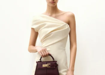 JW PEI Handle Bags: Carry the Trend, Own the Style
