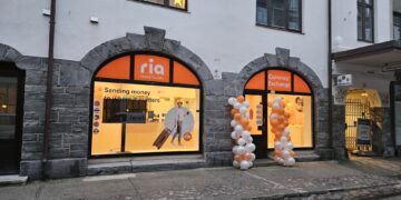 Cambio de divisas rápido y sencillo para viajeros internacionales
