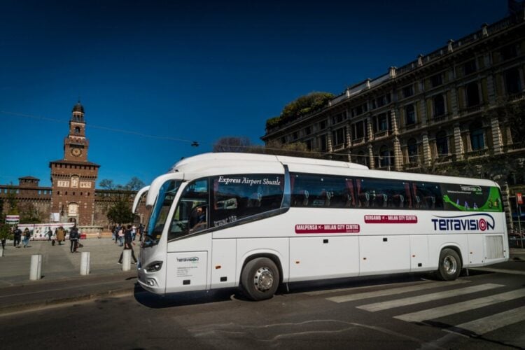 Le migliori soluzioni di trasferimento aeroportuale per il tuo viaggio in Italia