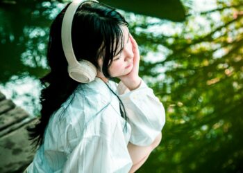 Acoustic Revolution: Discover Next-Generation Audio Gear at iSTYLE