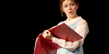Experience Pure Theatrical Brilliance At Arcadia West End