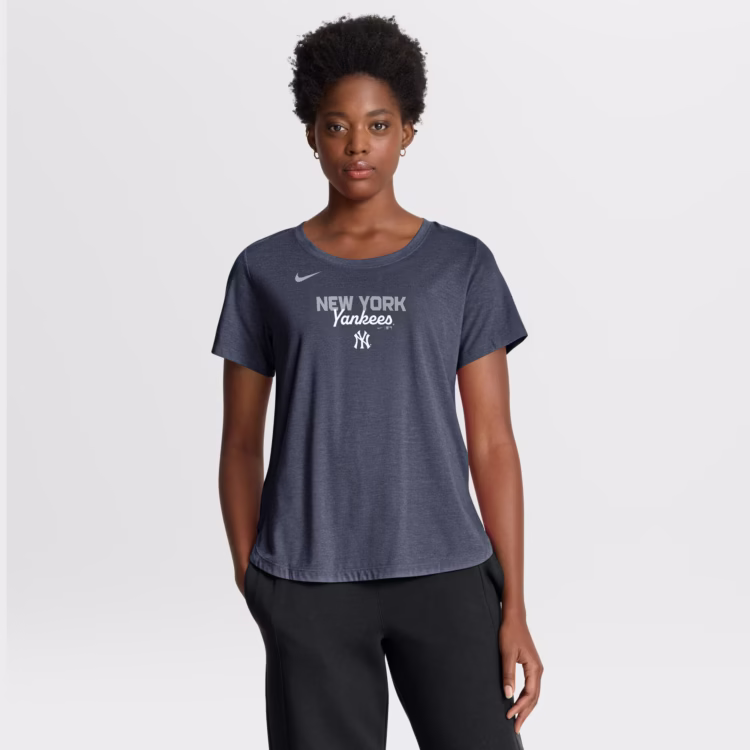 Elevate Your New York Yankees Style With Premium Streetwear Comfort