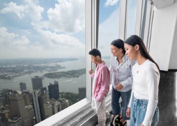 Capturando momentos icônicos da cidade no topo do One World Observatory