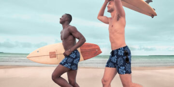 Guida ai costumi da bagno da uomo: modelli alla moda per ogni avventura in spiaggia