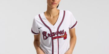 Atlanta Braves women's white Nike home replica team jersey