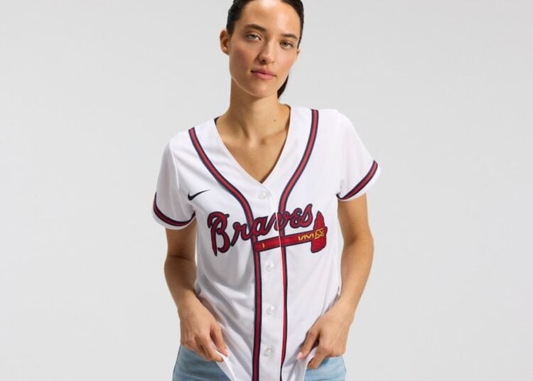 Atlanta Braves women's white Nike home replica team jersey