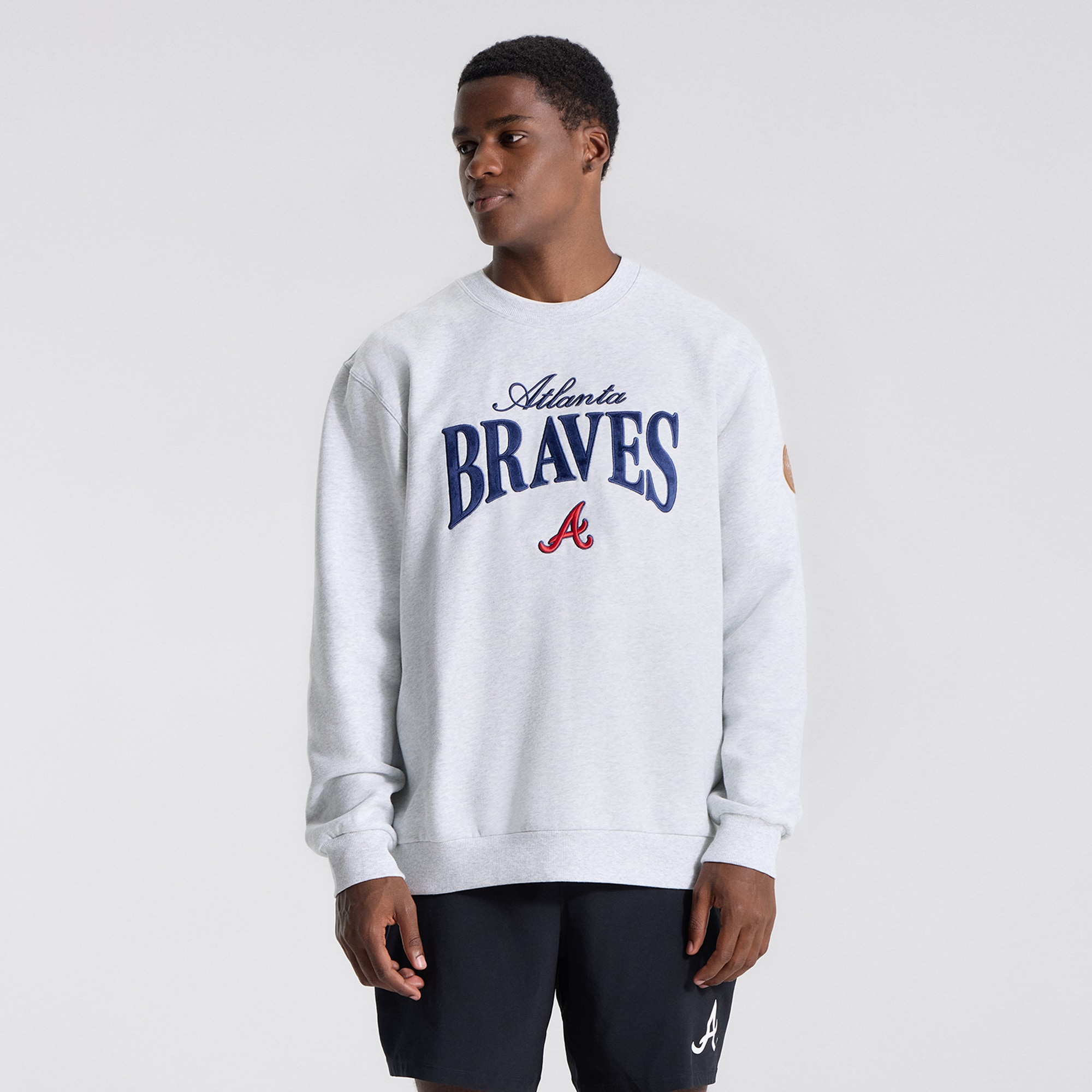 Atlanta Braves lululemon light grey Steady State sweatshirt