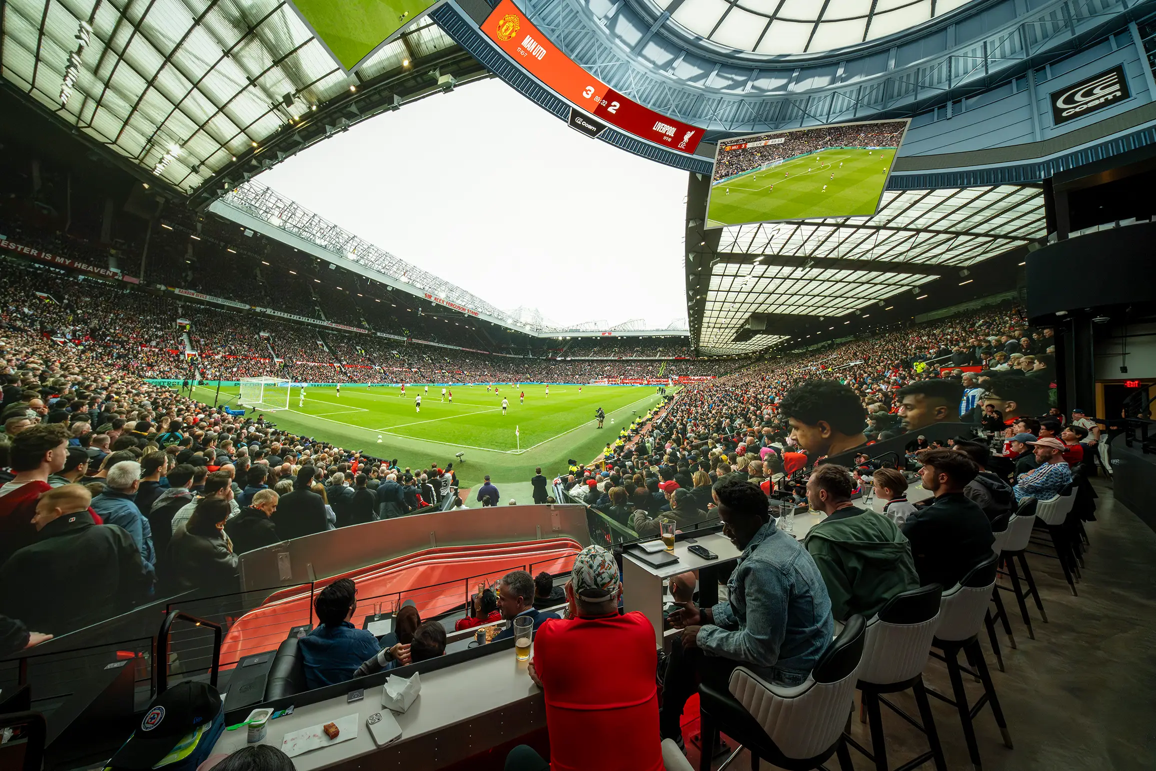 Premier League match visuals presented in Cosm Shared Reality