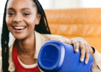 Enceinte Bold L3 Fresh 'n Rebel en situation d'écoute