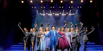 Sinatra The Musical performers on the West End stage