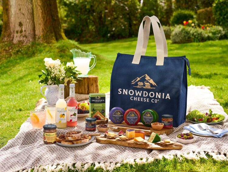 Snowdonia cheese picnic cool bag with soft drinks and accompaniments