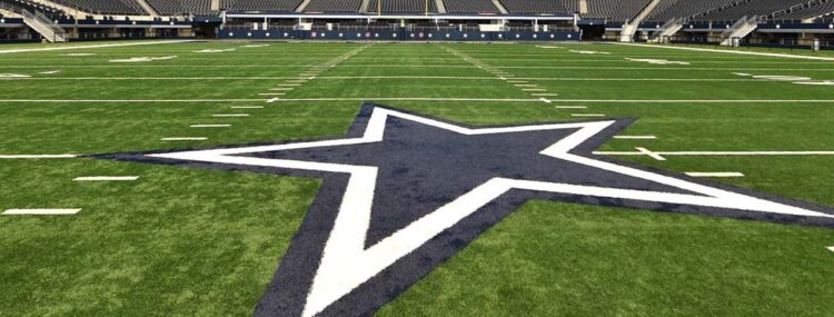 Campo de AT&T Stadium preparado para una experiencia de día de partido