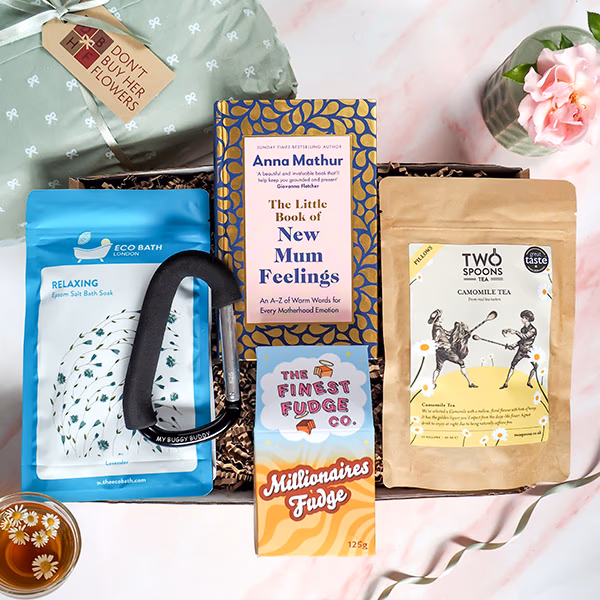 Create a New Mum gift box from Don't buy her flowers