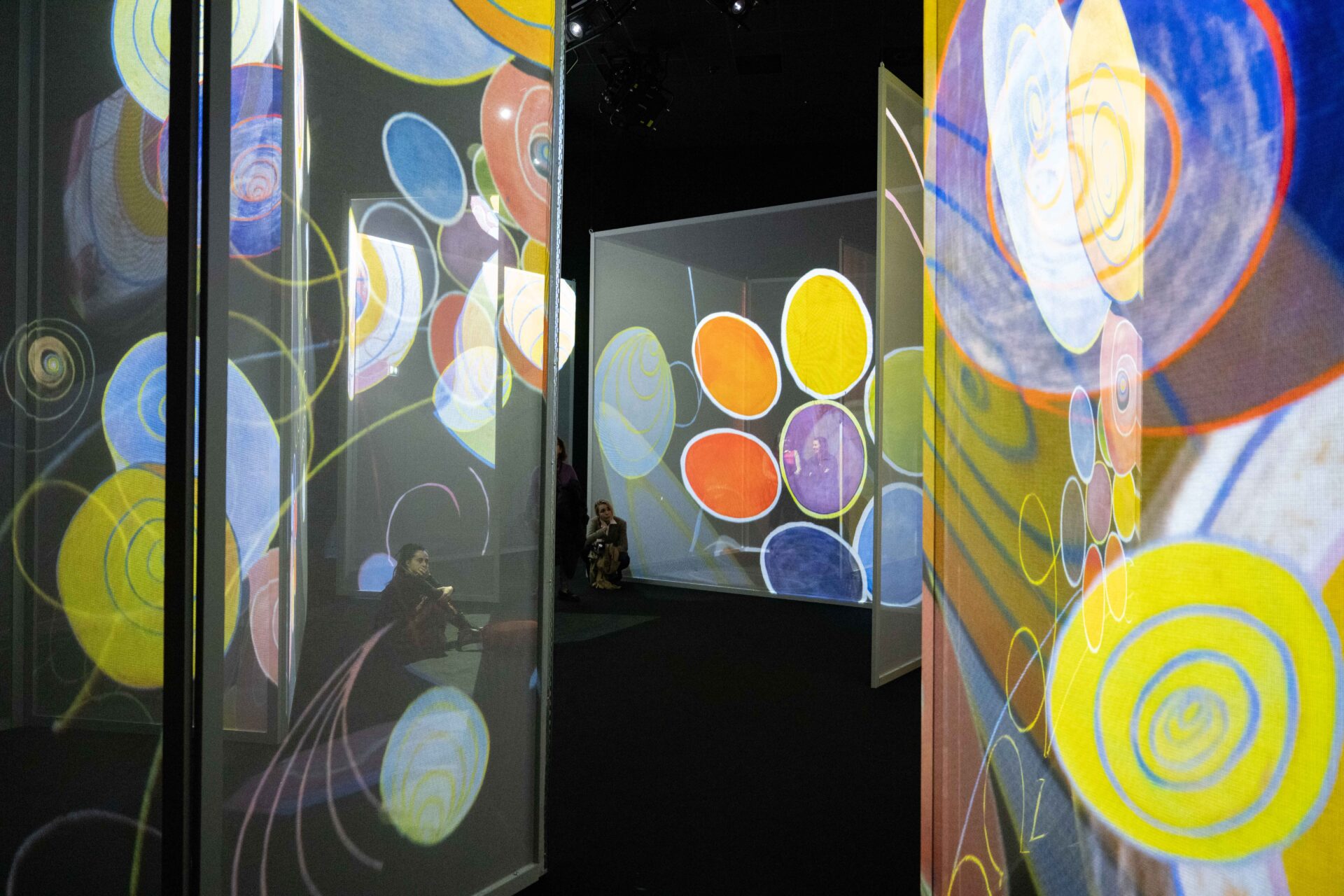 Golden Klimt-inspired artwork projected in The Art Of Abstraction gallery at Frameless