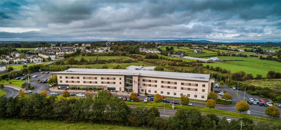 Mc William Park Hotel exterior