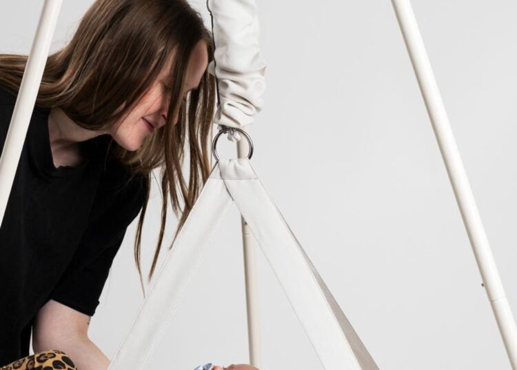 Najell Rocker in oat beige voor een rustige babyslaap