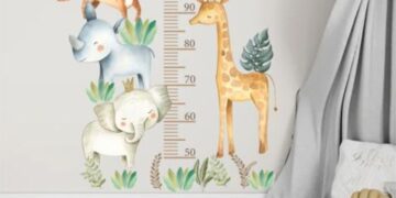 Namly Design African animals height measure wallsticker in a children's room