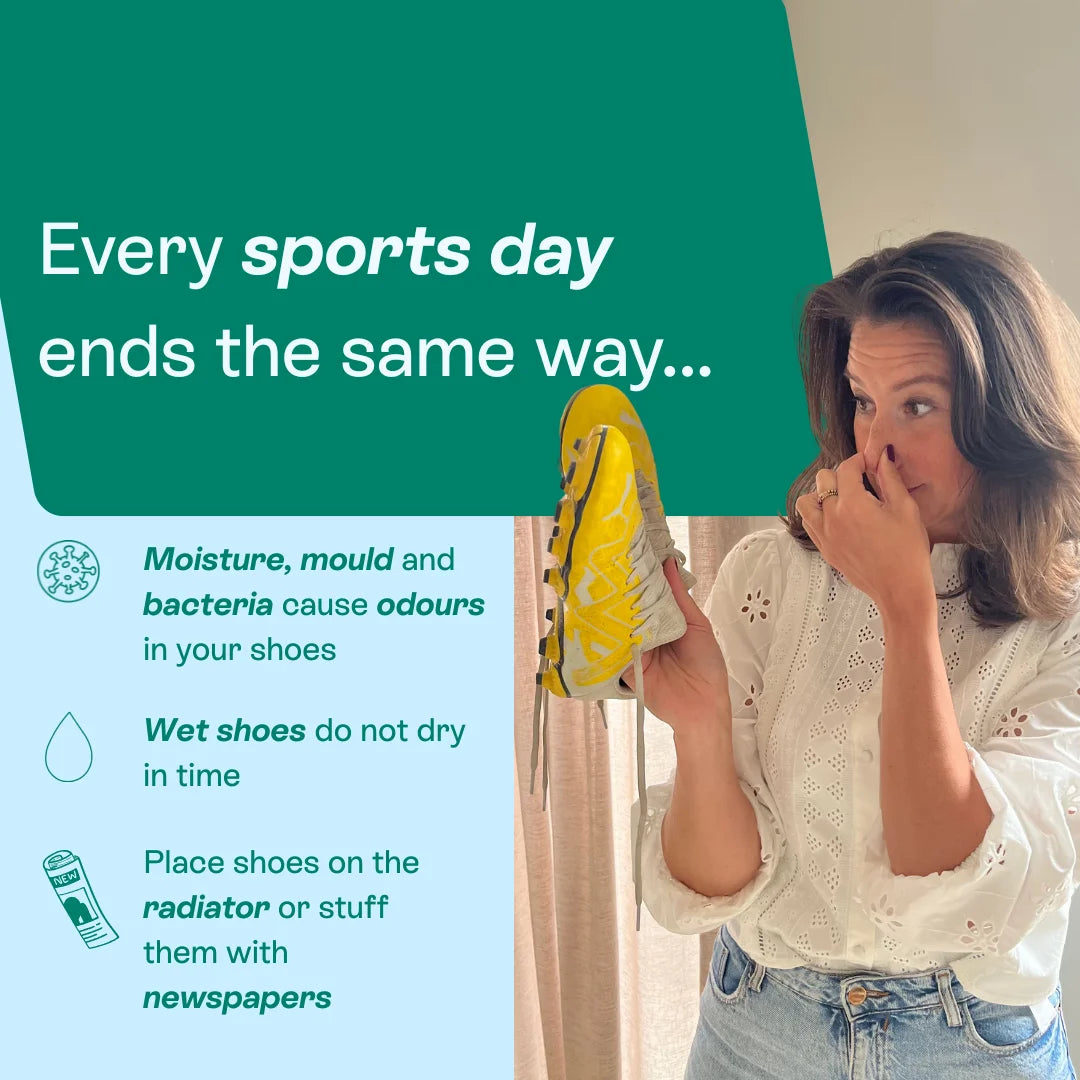 Vrouw ruikt aan een voetbalschoen