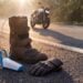 Motorlaars en beschermende motorkleding in een gebruikssituatie