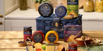 Black Bomber cheese hamper arranged for serving