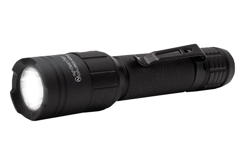 Linterna táctica NightSearcher Explorer Mini 400 lumens