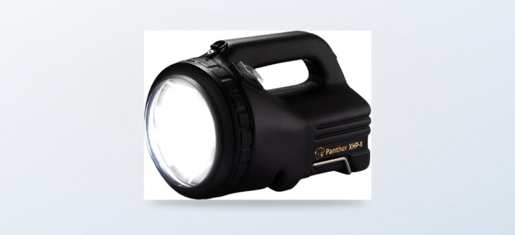 Foco táctico NightSearcher Panther XHP de alta potencia