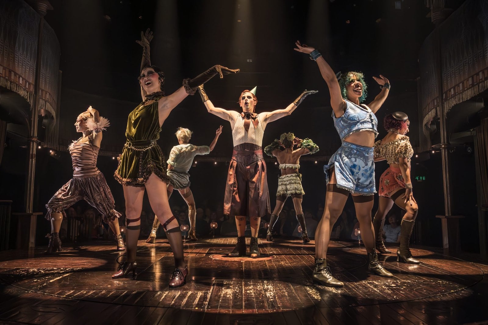 Eva Noblezada and Reeve Carney in a Cabaret scene