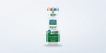 SmartMouth Original Activated Breath Rinse bottle