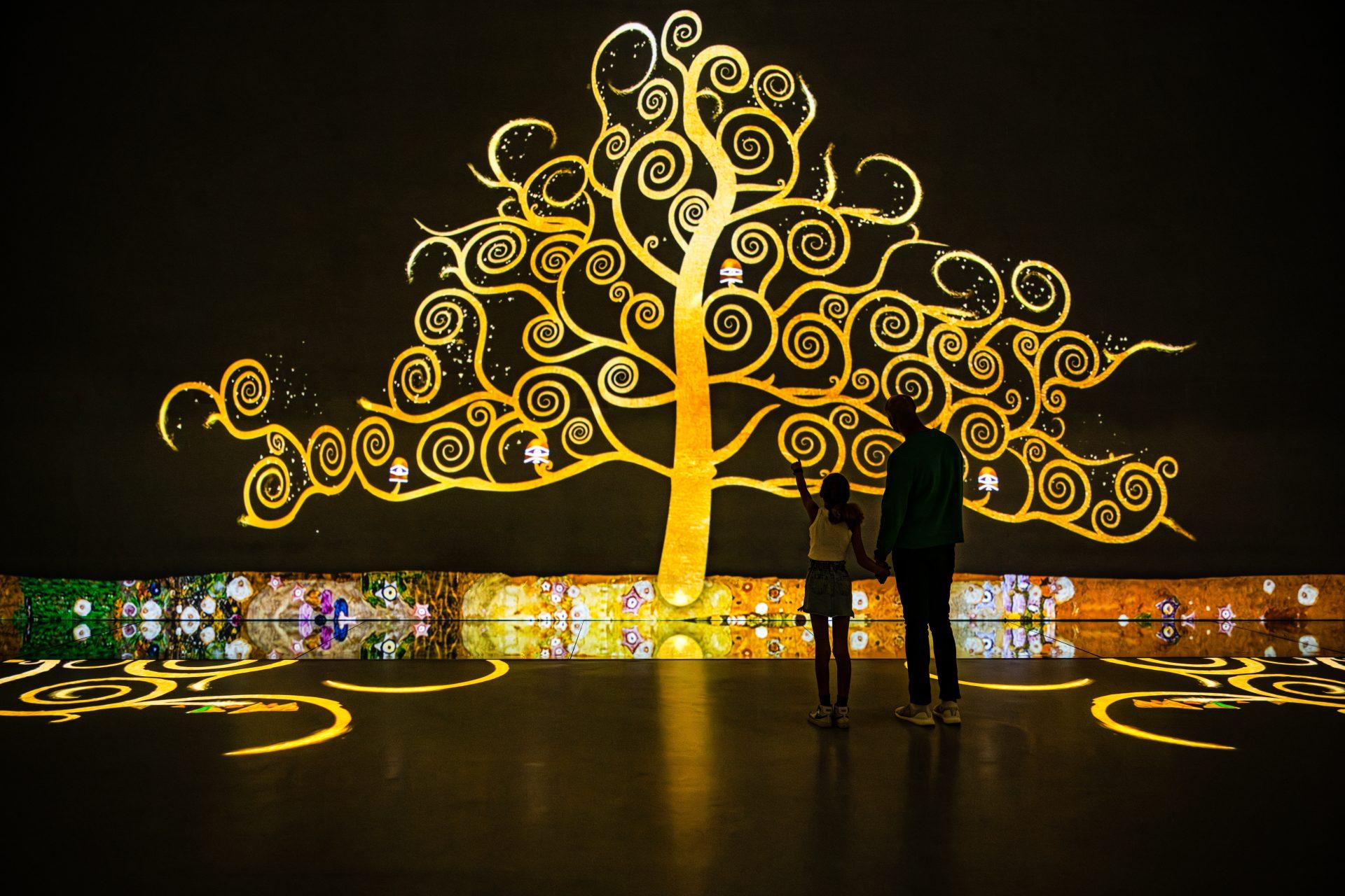Klimt-inspired Tree of Life projection in a Frameless gallery