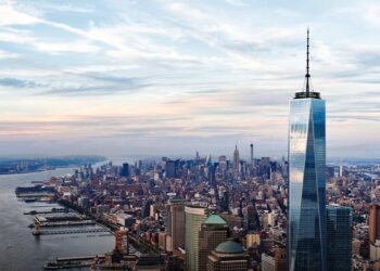 Panorama diurne de New York vu depuis One World Observatory - New York