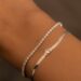 Paul Valentine Sparkling Tennis Bracelet Slim in einer getragenen Alltagsszene