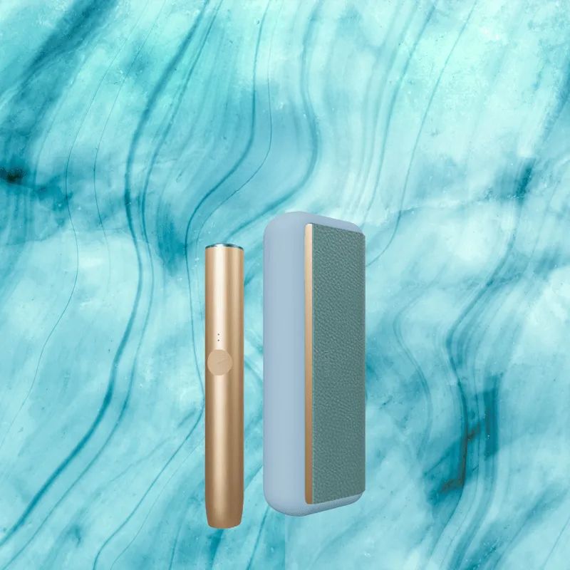 Moodboard blu associato a IQOS ILUMA i PRIME