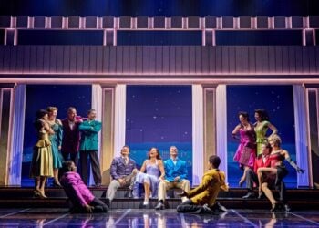 A stage scene from Sinatra the Musical with performers in period costume