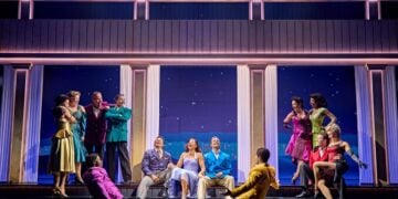 A stage scene from Sinatra the Musical with performers in period costume